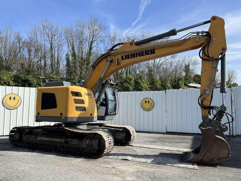 Liebherr R926 COMPACT LC - Excavadora de cadenas: foto 1 Liebherr R926 COMPACT LC - Excavadora de cadenas: foto 1