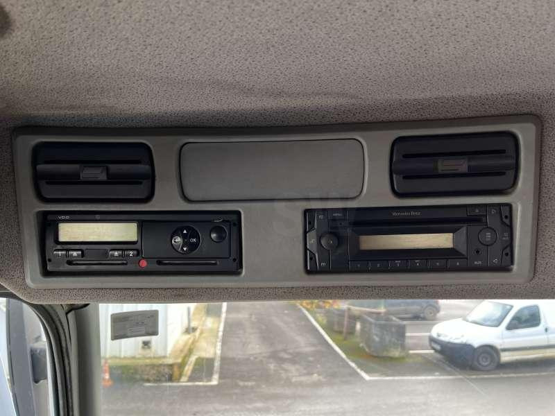 Camión multibasculante Mercedes AXOR 1833: foto 48