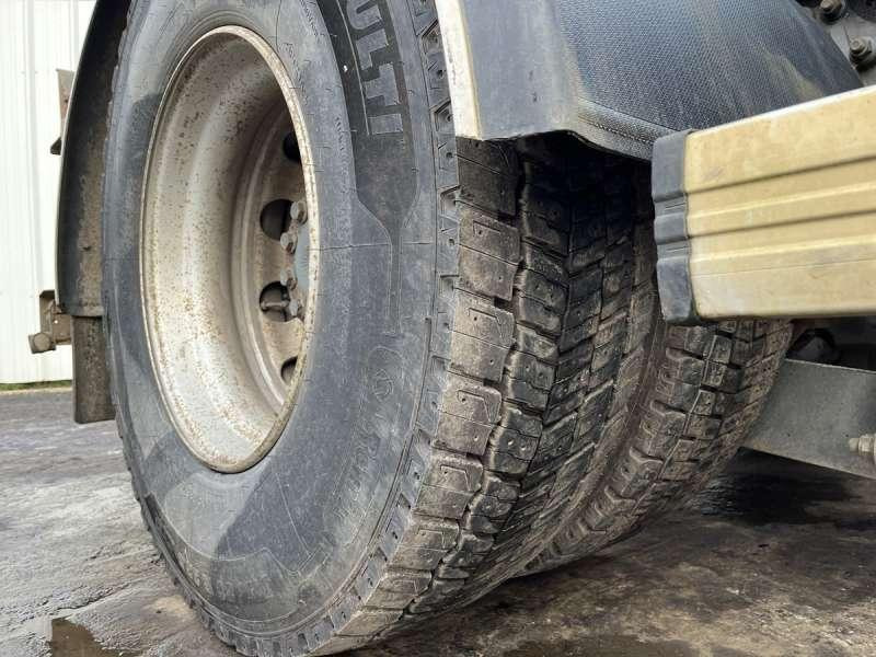 Camión multibasculante Mercedes Camion Ampliroll AXOR 1833: foto 17 Camión multibasculante Mercedes Camion Ampliroll AXOR 1833: foto 17