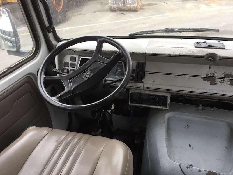 Peugeot J9 - Autocaravana capuchina: foto 5 Peugeot J9 - Autocaravana capuchina: foto 5