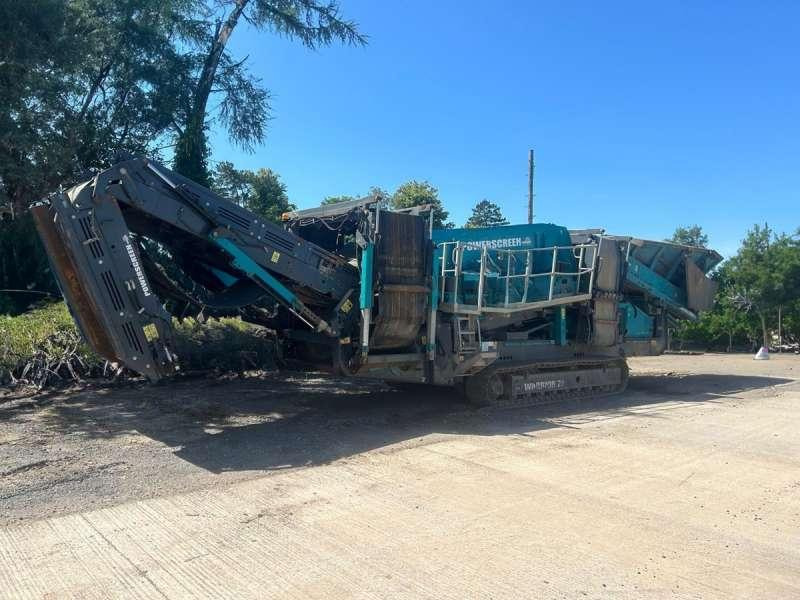 Powerscreen WARRIOR 2100 - Cribadora: foto 1 Powerscreen WARRIOR 2100 - Cribadora: foto 1