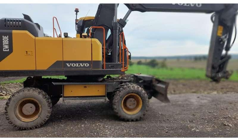 Volvo EW180E - Excavadora de ruedas: foto 2 Volvo EW180E - Excavadora de ruedas: foto 2