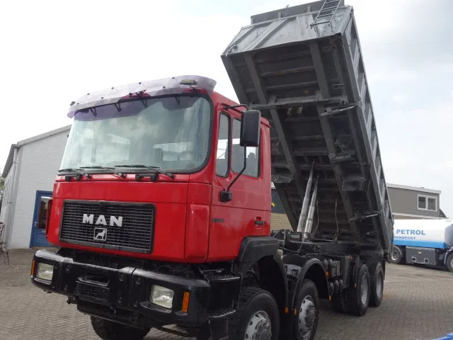 MAN 35-403 meiller kipper 8x6 - Camión volquete: foto 2 MAN 35-403 meiller kipper 8x6 - Camión volquete: foto 2