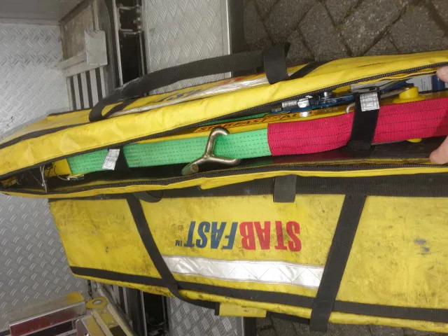 Leasing de Mercedes-Benz Atego 1426 ZIEGLER 2000 LITER EURO 5 Mercedes-Benz Atego 1426 ZIEGLER 2000 LITER EURO 5: foto 14 Leasing de Mercedes-Benz Atego 1426 ZIEGLER 2000 LITER EURO 5 Mercedes-Benz Atego 1426 ZIEGLER 2000 LITER EURO 5: foto 14