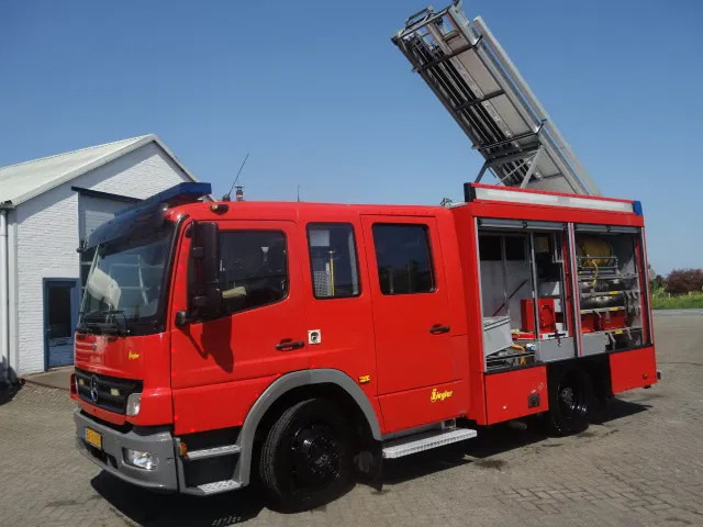 Mercedes-Benz Atego 1426 ziegler pump - Camión de bomberos: foto 1 Mercedes-Benz Atego 1426 ziegler pump - Camión de bomberos: foto 1