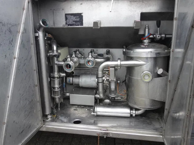 Renault Premium 370 16000liter steanless steeltank - Camión cisterna: foto 3 Renault Premium 370 16000liter steanless steeltank - Camión cisterna: foto 3