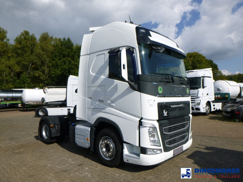Volvo FH 420 4X2 Euro 6 + ADR - Cabeza tractora: foto 2 Volvo FH 420 4X2 Euro 6 + ADR - Cabeza tractora: foto 2