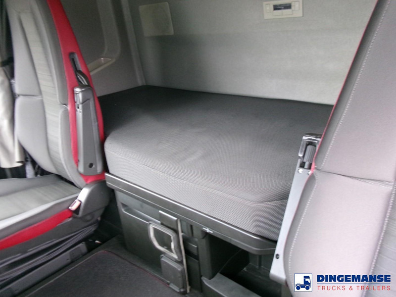 Cabeza tractora Volvo FH 500 6X2 Euro 6 + pto + ADR 29/02/2024: foto 18 Cabeza tractora Volvo FH 500 6X2 Euro 6 + pto + ADR 29/02/2024: foto 18