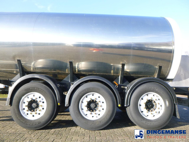 Clayton Food tank inox 30 m3 / 1 comp - Semirremolque cisterna: foto 5 Clayton Food tank inox 30 m3 / 1 comp - Semirremolque cisterna: foto 5