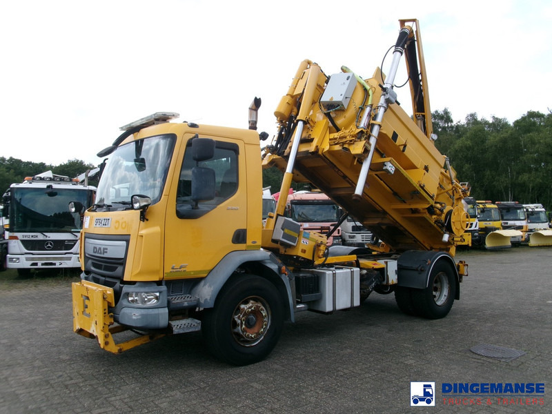 DAF LF 220 4X2 Whale vacuum tank 7 m3 - Limpieza de alcantarillado: foto 1 DAF LF 220 4X2 Whale vacuum tank 7 m3 - Limpieza de alcantarillado: foto 1