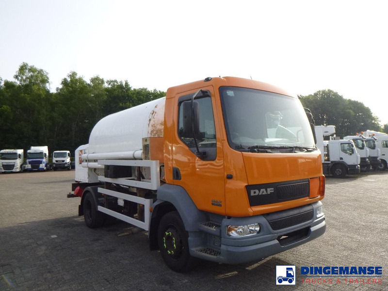 DAF LF 55.180 4x2 RHD ARGON gas truck 5.9 m3 - Camión cisterna: foto 2 DAF LF 55.180 4x2 RHD ARGON gas truck 5.9 m3 - Camión cisterna: foto 2