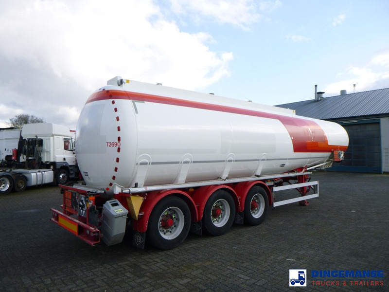 Feldbinder Jet fuel tank 40 m3 / 1 comp + pump - Remolque cisterna: foto 4 Feldbinder Jet fuel tank 40 m3 / 1 comp + pump - Remolque cisterna: foto 4