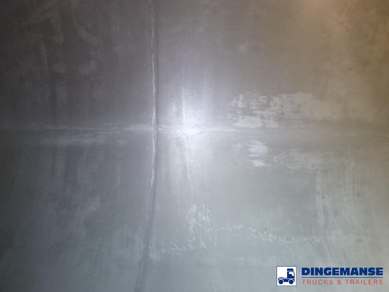 Semirremolque cisterna Feldbinder Powder tank alu 63 m3 / 1 comp (tipping): foto 16 Semirremolque cisterna Feldbinder Powder tank alu 63 m3 / 1 comp (tipping): foto 16