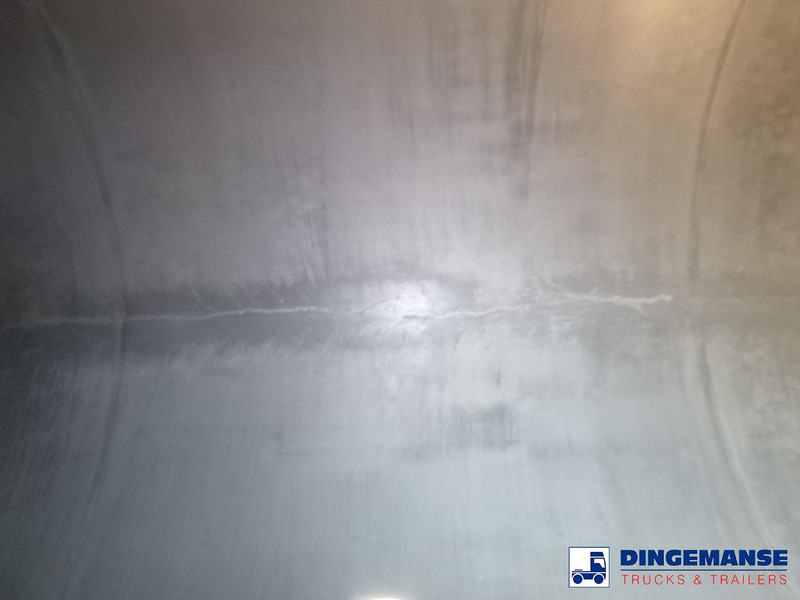 Semirremolque cisterna Feldbinder Powder tank alu 63 m3 / 1 comp (tipping): foto 8 Semirremolque cisterna Feldbinder Powder tank alu 63 m3 / 1 comp (tipping): foto 8