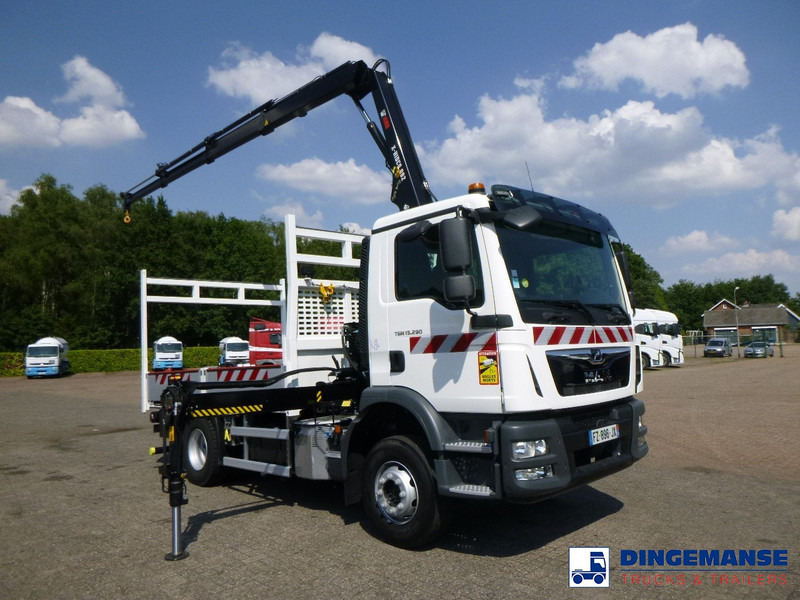 MAN TGM 15.290 4x2 + HIAB 092 B3 HIDUO - Camión grúa: foto 2 MAN TGM 15.290 4x2 + HIAB 092 B3 HIDUO - Camión grúa: foto 2