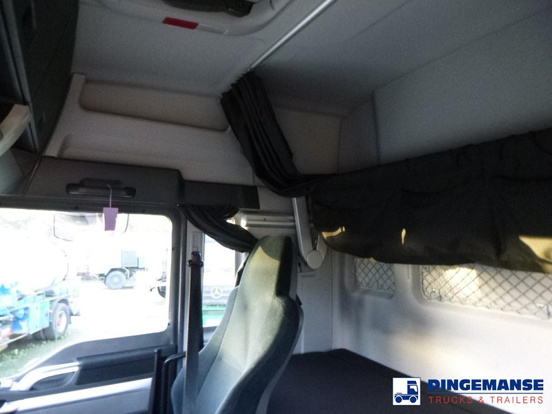 Camión caja cerrada MAN TGX 26.440 6X2 high volume + Fruehauf closed box trailer: foto 19