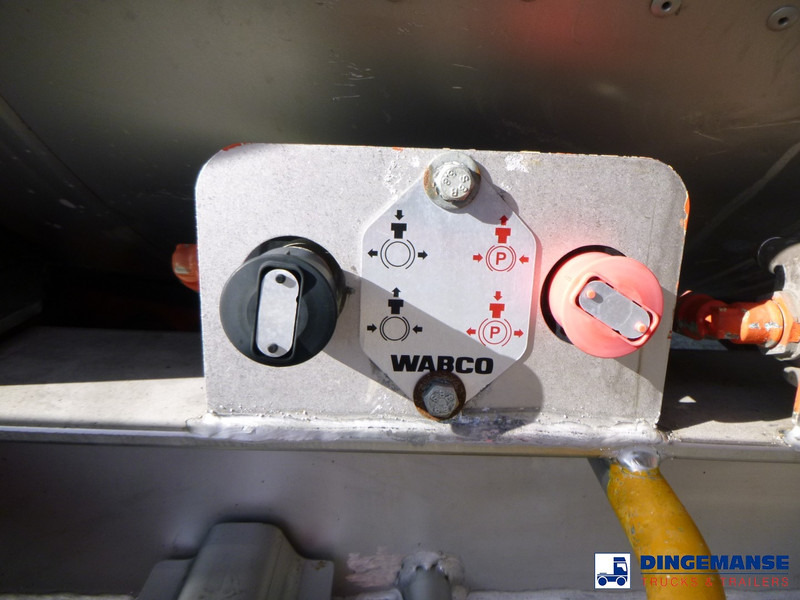 Semirremolque cisterna Magyar Chemical tank inox 32.5m3 / 1 comp: foto 10