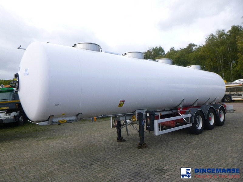 Magyar Food tank inox 29 m3 / 4 com - Semirremolque cisterna: foto 1 Magyar Food tank inox 29 m3 / 4 com - Semirremolque cisterna: foto 1