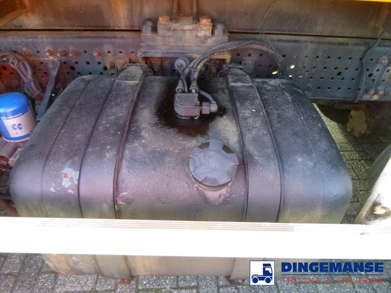 Máquina quitanieve Mercedes-Benz Arocs 3240 8x4 RHD Schmidt snow plough / gritter: foto 12 Máquina quitanieve Mercedes-Benz Arocs 3240 8x4 RHD Schmidt snow plough / gritter: foto 12