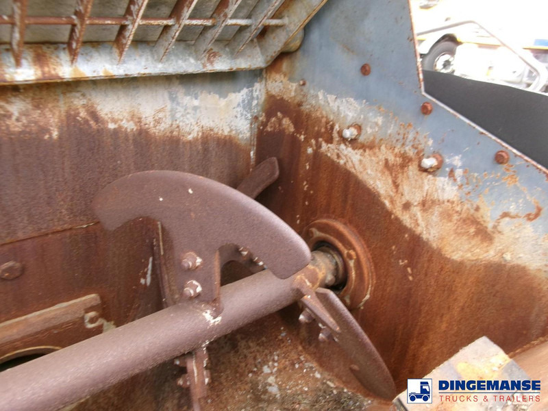 Bomba de hormigón Mercedes-Benz Atego 6x4 Sermac SCL120 concrete pump: foto 16 Bomba de hormigón Mercedes-Benz Atego 6x4 Sermac SCL120 concrete pump: foto 16