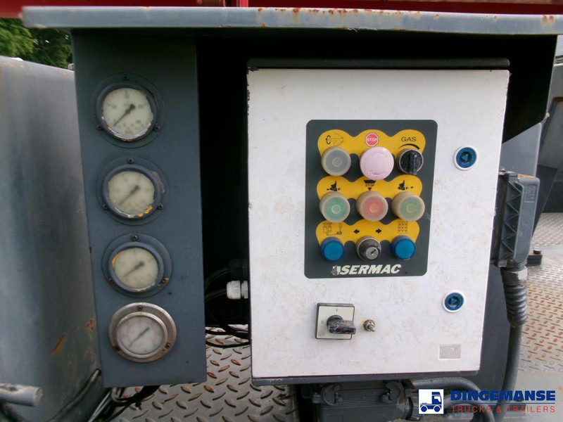 Bomba de hormigón Mercedes-Benz Atego 6x4 Sermac SCL120 concrete pump: foto 11 Bomba de hormigón Mercedes-Benz Atego 6x4 Sermac SCL120 concrete pump: foto 11