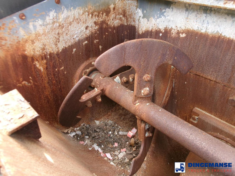 Bomba de hormigón Mercedes-Benz Atego 6x4 Sermac SCL120 concrete pump: foto 17 Bomba de hormigón Mercedes-Benz Atego 6x4 Sermac SCL120 concrete pump: foto 17