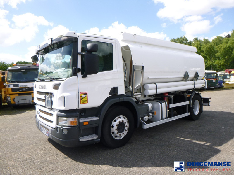 Scania P 270 DB 4x2 fuel tank 13.7 m3 / 5 comp - Camión cisterna: foto 1 Scania P 270 DB 4x2 fuel tank 13.7 m3 / 5 comp - Camión cisterna: foto 1