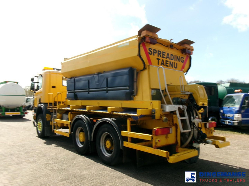 Scania P114-340 CB 6X6 RHD gritter / snow plough - Máquina quitanieve: foto 4 Scania P114-340 CB 6X6 RHD gritter / snow plough - Máquina quitanieve: foto 4