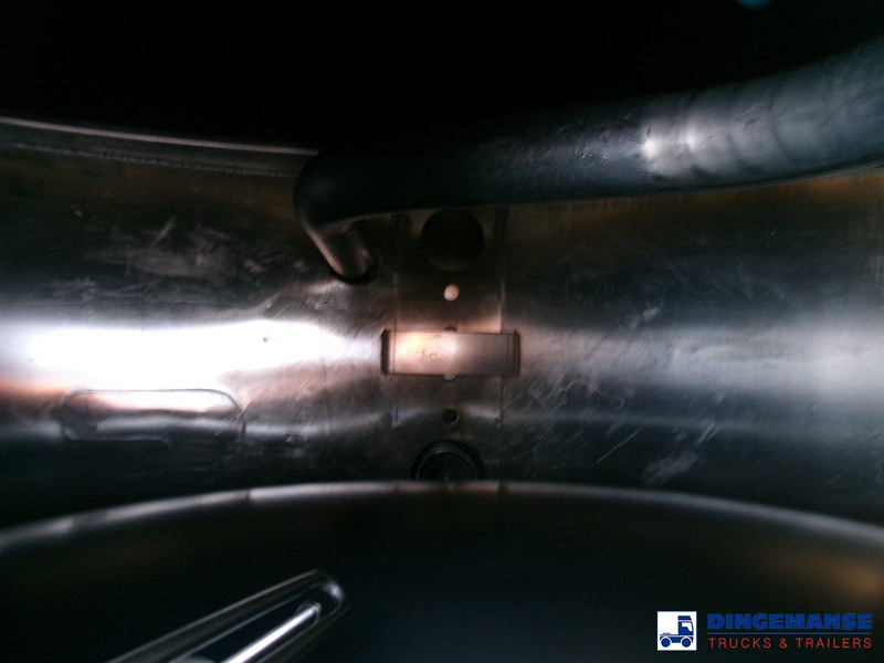 Camión cisterna Volvo FE 280 4x2 fuel tank 13.3 m3 / 4 comp: foto 15