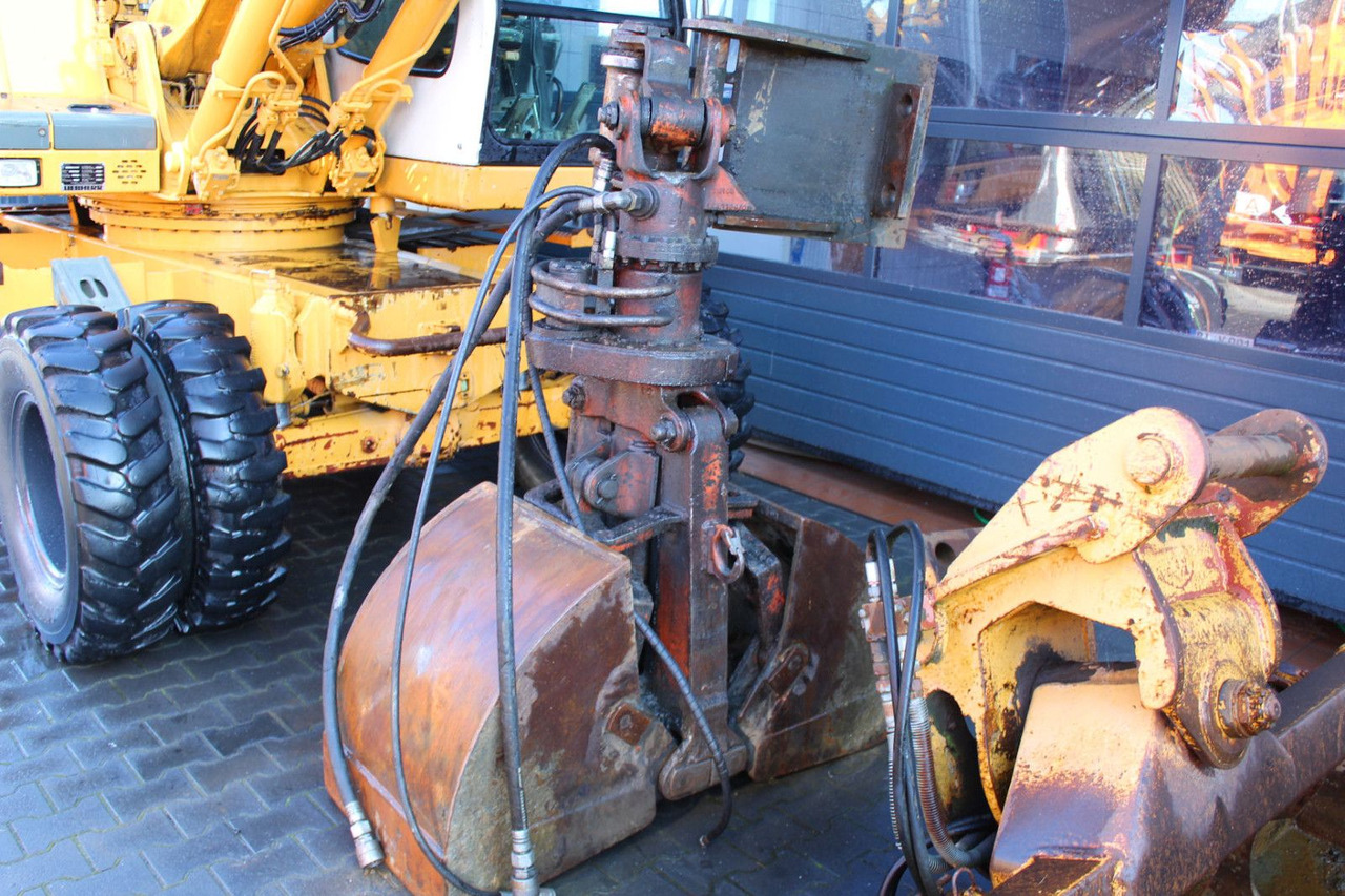 Liebherr diverse Schaufeln und Zubehör Liebherr - Cazo para excavadora: foto 3 Liebherr diverse Schaufeln und Zubehör Liebherr - Cazo para excavadora: foto 3