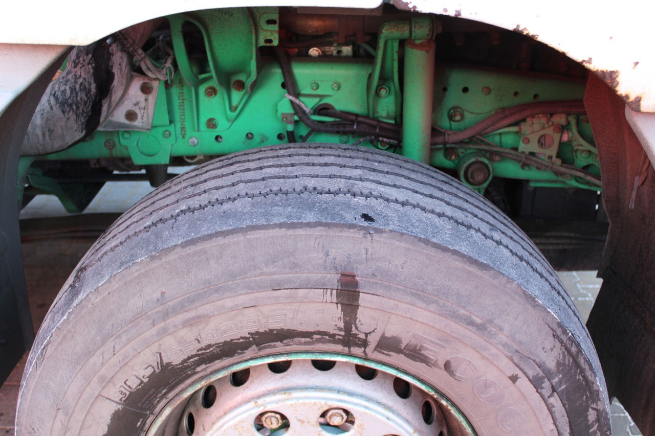 Limpieza de alcantarillado Mercedes-Benz Actros 3335 6x4 Kroll 13m³ HD-Kombi ADR/GGVS V2A: foto 12 Limpieza de alcantarillado Mercedes-Benz Actros 3335 6x4 Kroll 13m³ HD-Kombi ADR/GGVS V2A: foto 12