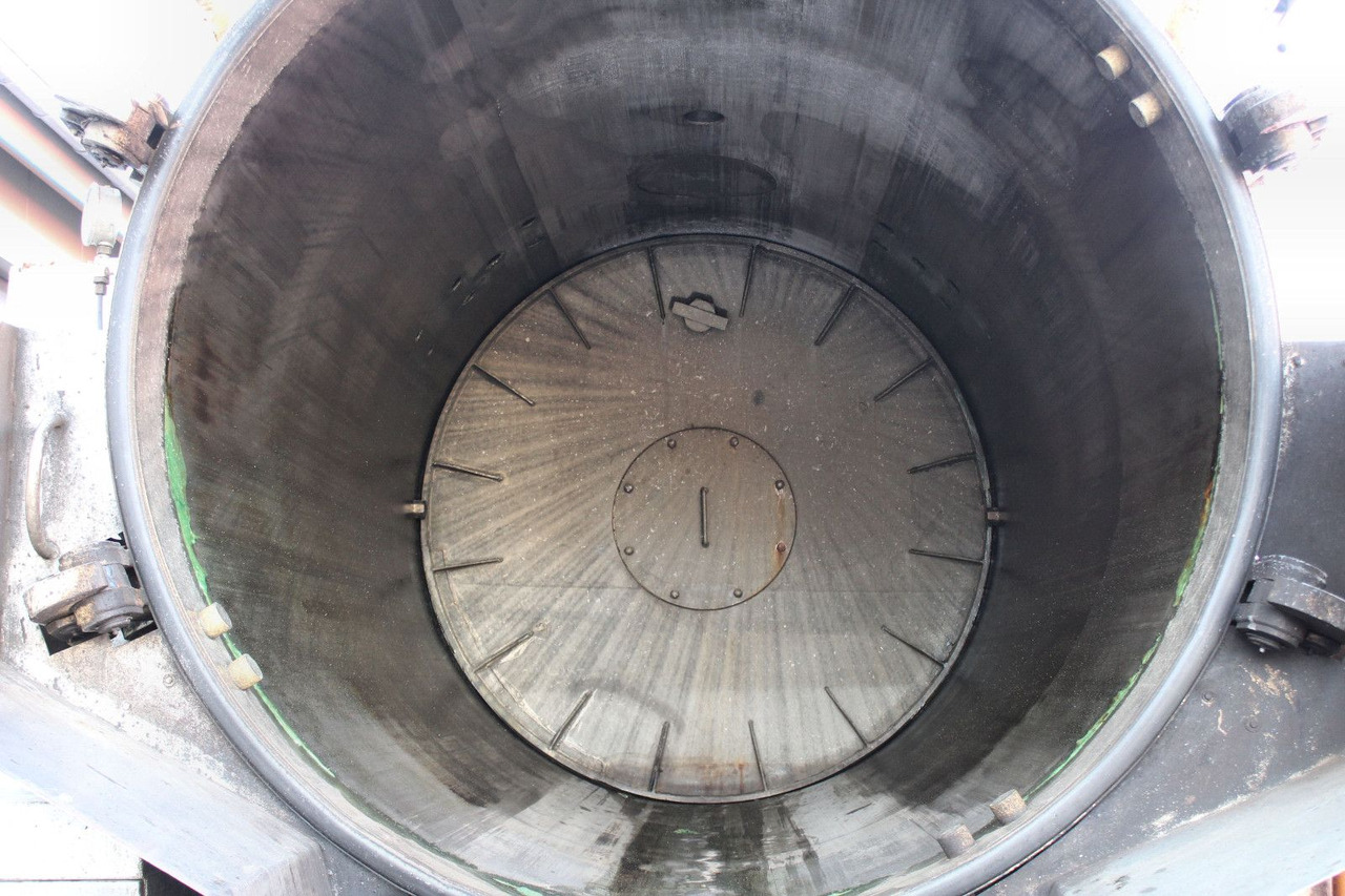 Limpieza de alcantarillado Mercedes-Benz Actros 3335 6x4 Kroll 13m³ HD-Kombi ADR/GGVS V2A: foto 7 Limpieza de alcantarillado Mercedes-Benz Actros 3335 6x4 Kroll 13m³ HD-Kombi ADR/GGVS V2A: foto 7