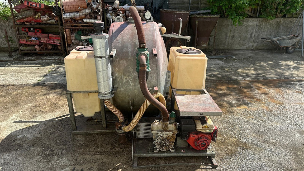 Saug-Druck fass Flexi + 2 Frisch-Wassertaschen - Limpieza de alcantarillado: foto 5 Saug-Druck fass Flexi + 2 Frisch-Wassertaschen - Limpieza de alcantarillado: foto 5