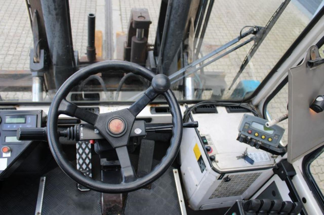 SveTruck 136120-35 - Carretilla elevadora diésel: foto 4 SveTruck 136120-35 - Carretilla elevadora diésel: foto 4