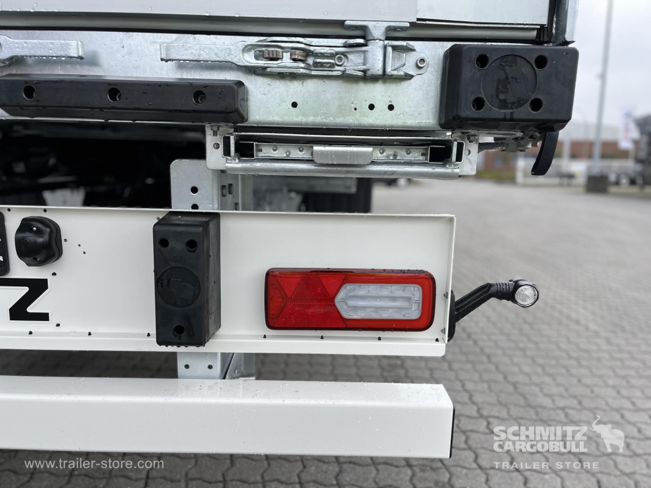 SCHMITZ Auflieger Curtainsider Standard - Semirremolque lona: foto 4 SCHMITZ Auflieger Curtainsider Standard - Semirremolque lona: foto 4