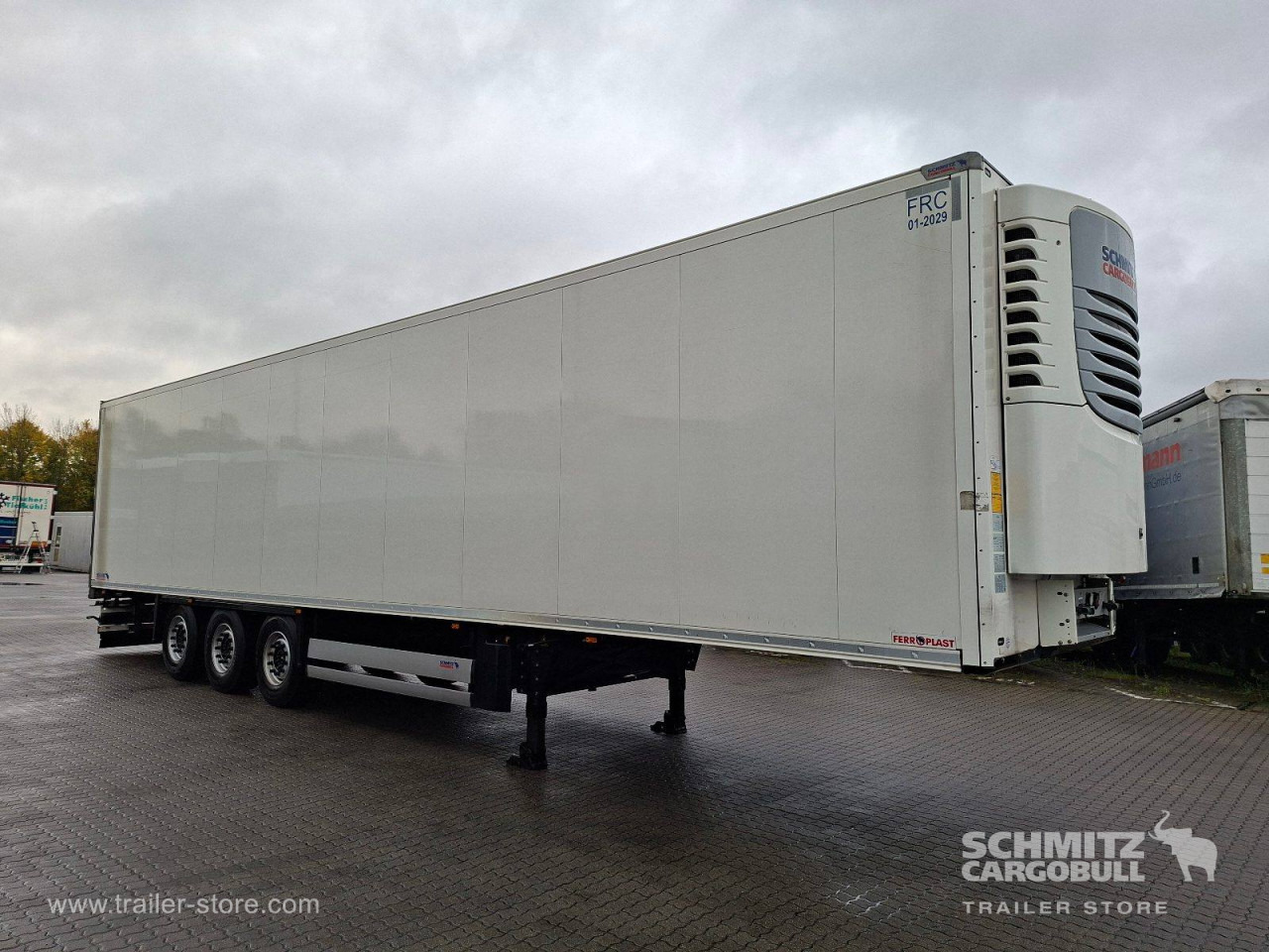 SCHMITZ Auflieger Tiefkühler Standard - Semirremolque isotérmico: foto 1 SCHMITZ Auflieger Tiefkühler Standard - Semirremolque isotérmico: foto 1