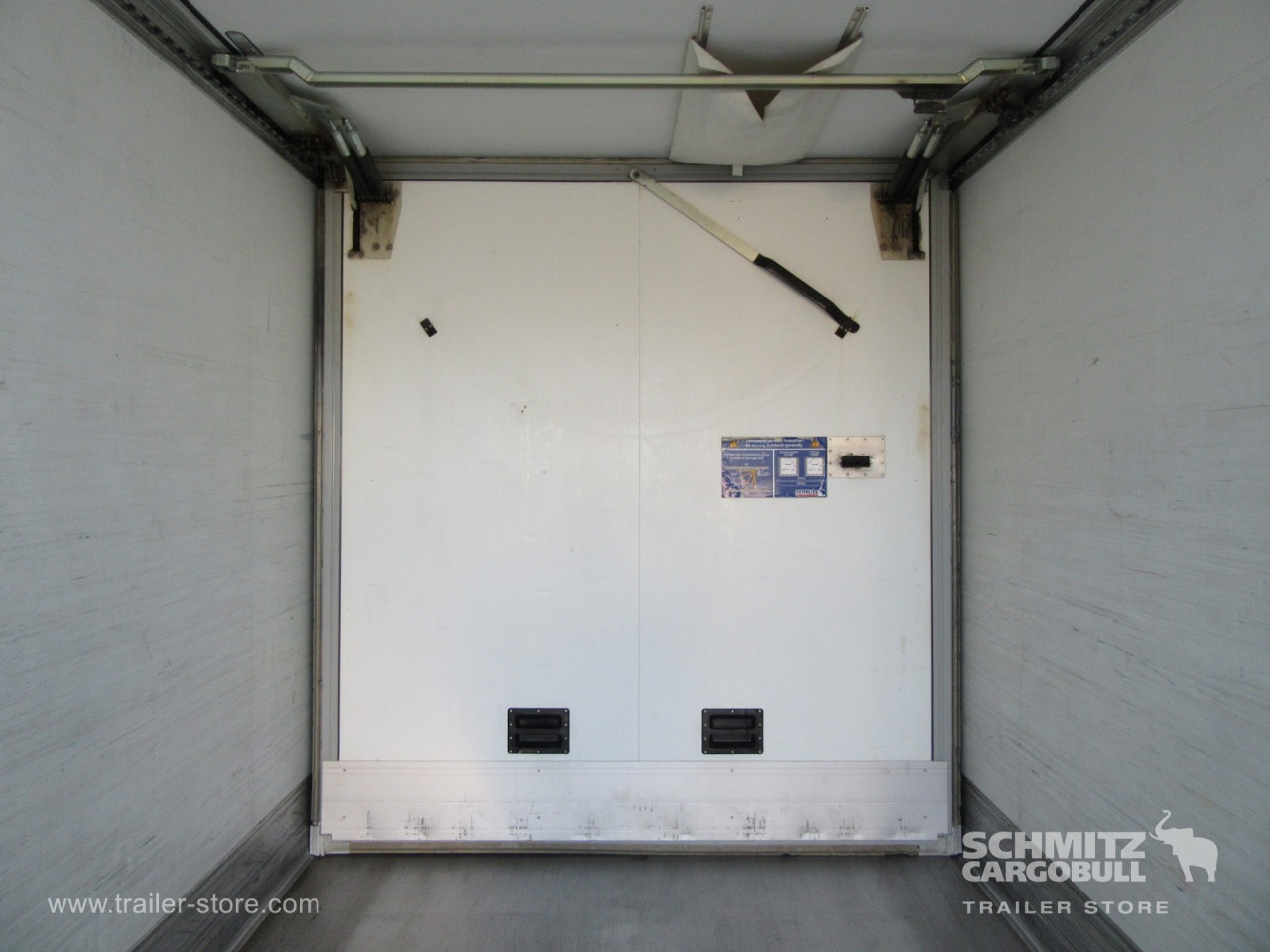 SCHMITZ Auflieger Tiefkühler Standard - Semirremolque isotérmico: foto 5 SCHMITZ Auflieger Tiefkühler Standard - Semirremolque isotérmico: foto 5