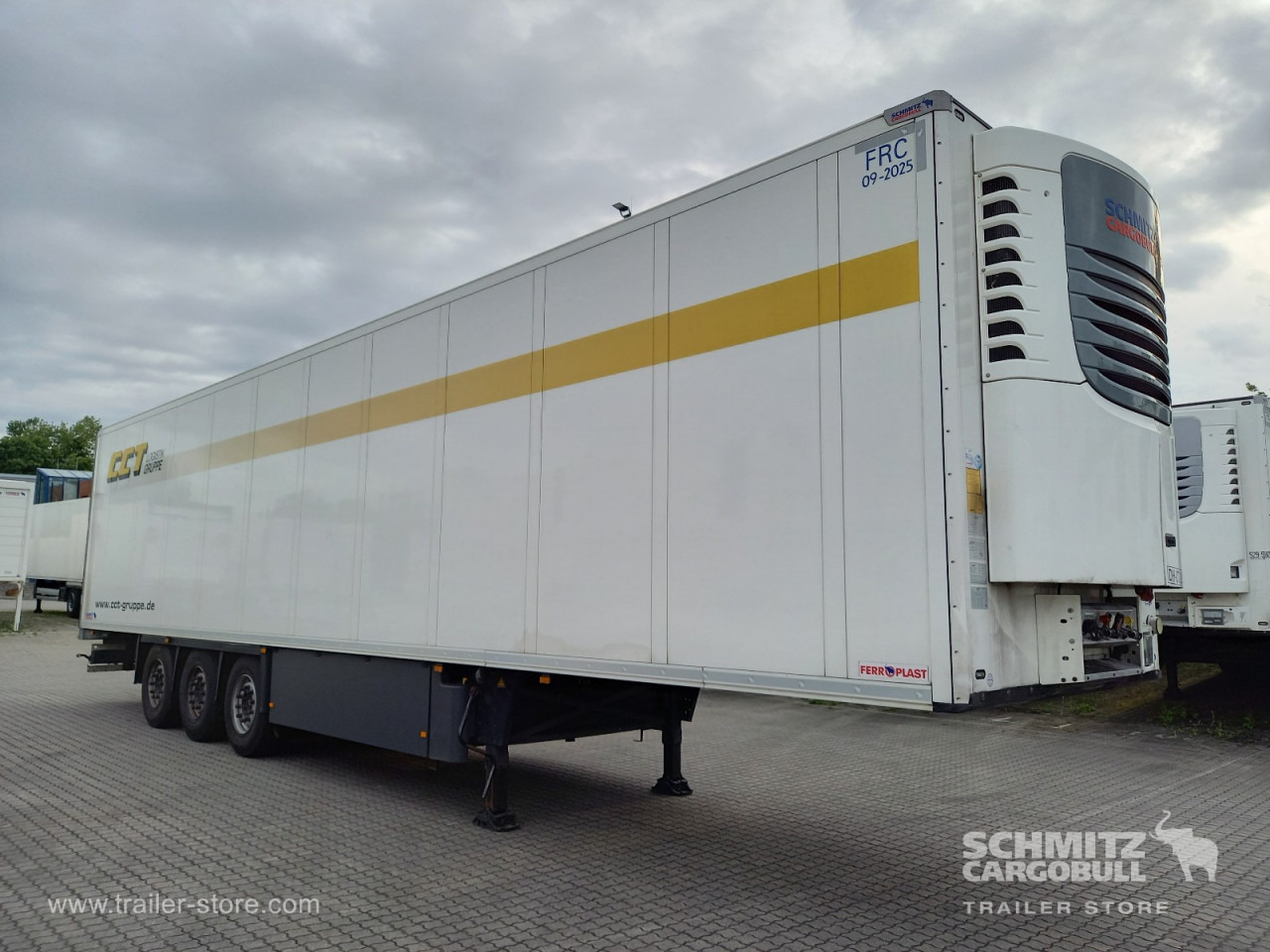 SCHMITZ Auflieger Tiefkühler Standard Double deck - Semirremolque isotérmico: foto 1 SCHMITZ Auflieger Tiefkühler Standard Double deck - Semirremolque isotérmico: foto 1