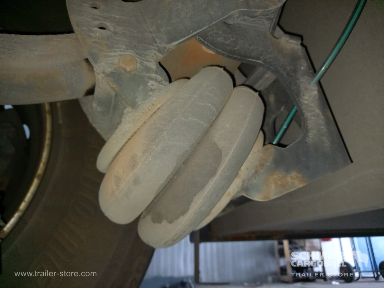 SCHMITZ Auflieger Tiefkühler Standard Double deck - Semirremolque isotérmico: foto 3 SCHMITZ Auflieger Tiefkühler Standard Double deck - Semirremolque isotérmico: foto 3