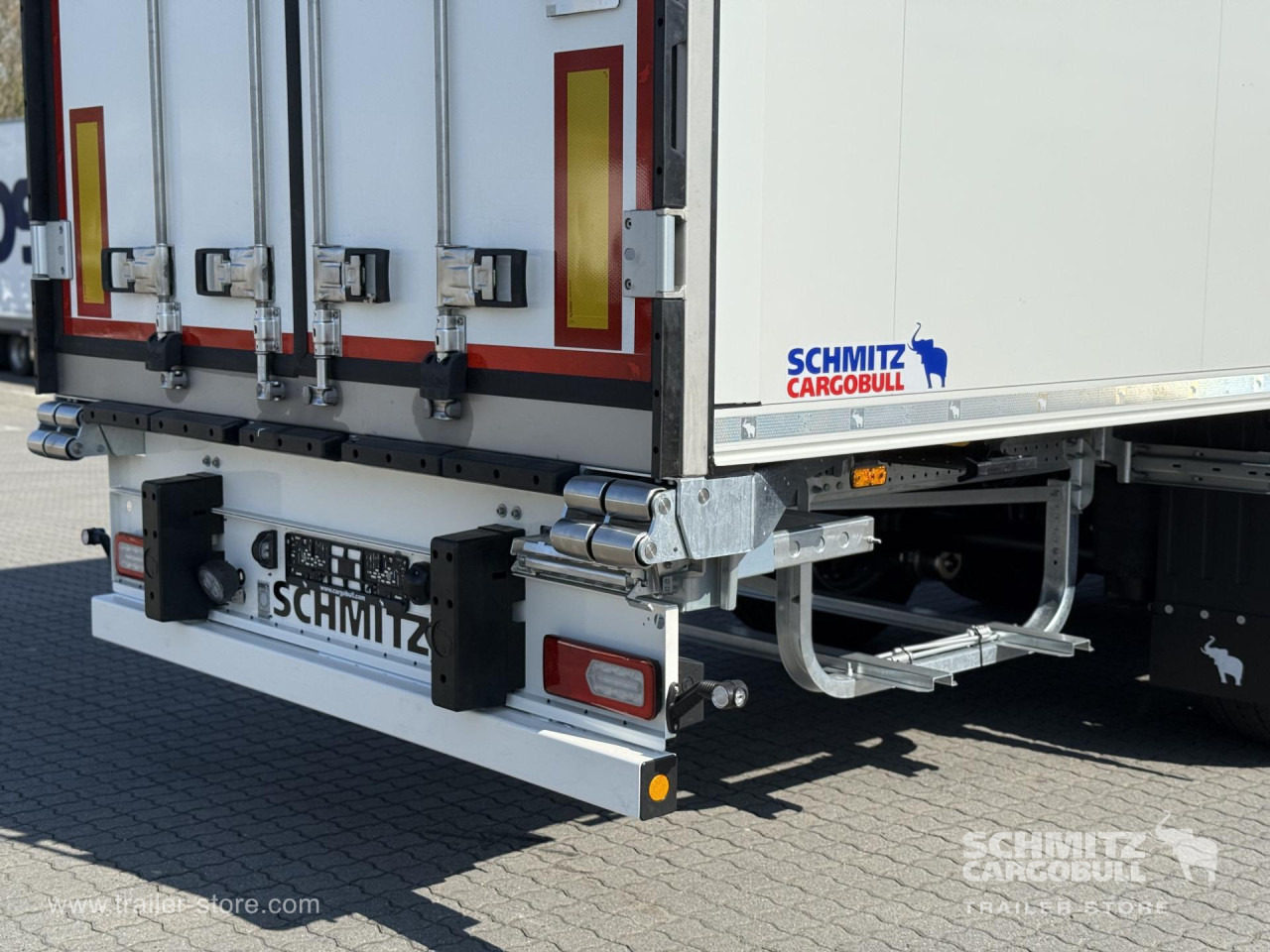 SCHMITZ Auflieger Tiefkühler Standard Double deck - Semirremolque isotérmico: foto 3 SCHMITZ Auflieger Tiefkühler Standard Double deck - Semirremolque isotérmico: foto 3