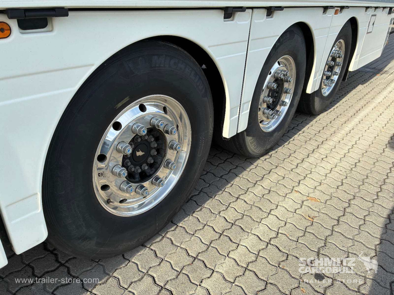 SCHMITZ Auflieger Tiefkühler Standard Double deck - Semirremolque isotérmico: foto 2 SCHMITZ Auflieger Tiefkühler Standard Double deck - Semirremolque isotérmico: foto 2