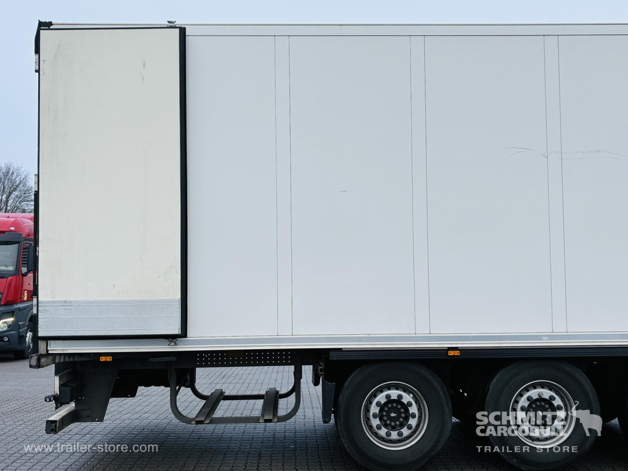SCHMITZ Auflieger Tiefkühler Standard Double deck - Semirremolque isotérmico: foto 4 SCHMITZ Auflieger Tiefkühler Standard Double deck - Semirremolque isotérmico: foto 4