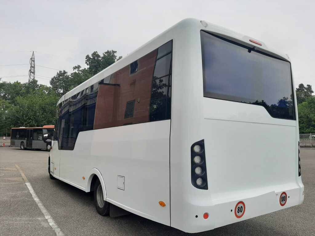 N.1 IVECO INDCAR MOBI – Anno 2015 - Autocar: foto 5 N.1 IVECO INDCAR MOBI – Anno 2015 - Autocar: foto 5