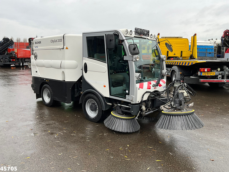 Bucher Citycat 2020 with 3-rd brush - Barredora vial: foto 4 Bucher Citycat 2020 with 3-rd brush - Barredora vial: foto 4