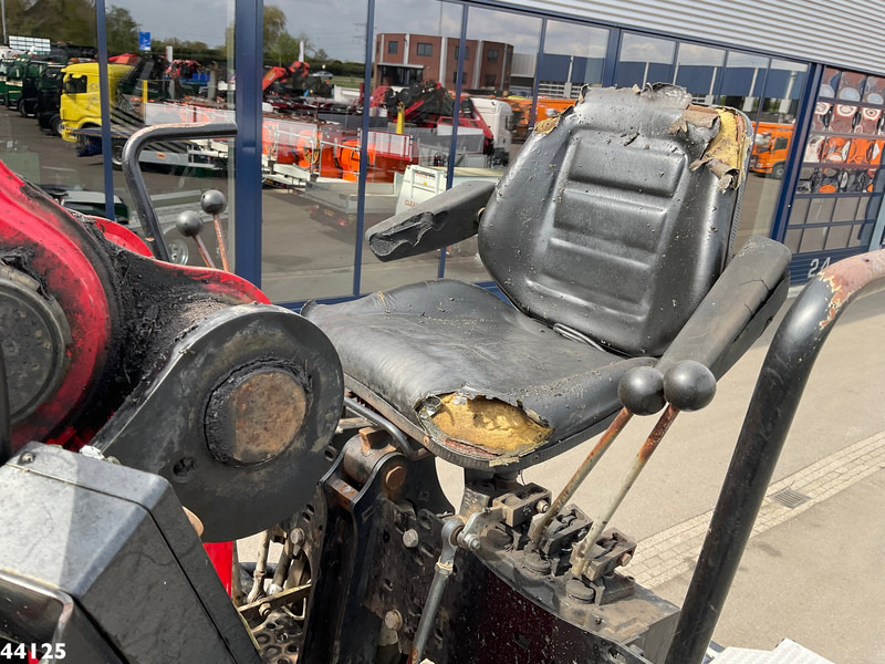 Cabeza tractora MAN TGS 33.480 6x6 Euro 6 Palfinger 27 Tonmeter boomkraan: foto 11 Cabeza tractora MAN TGS 33.480 6x6 Euro 6 Palfinger 27 Tonmeter boomkraan: foto 11