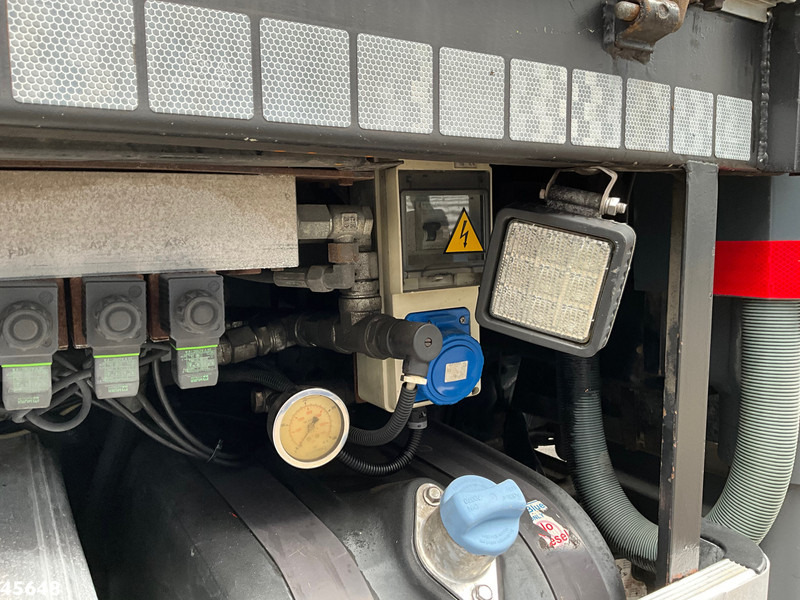 Camión Mercedes-Benz Axor 1828 GSR 32 Meter hoogwerker met Jib: foto 13 Camión Mercedes-Benz Axor 1828 GSR 32 Meter hoogwerker met Jib: foto 13