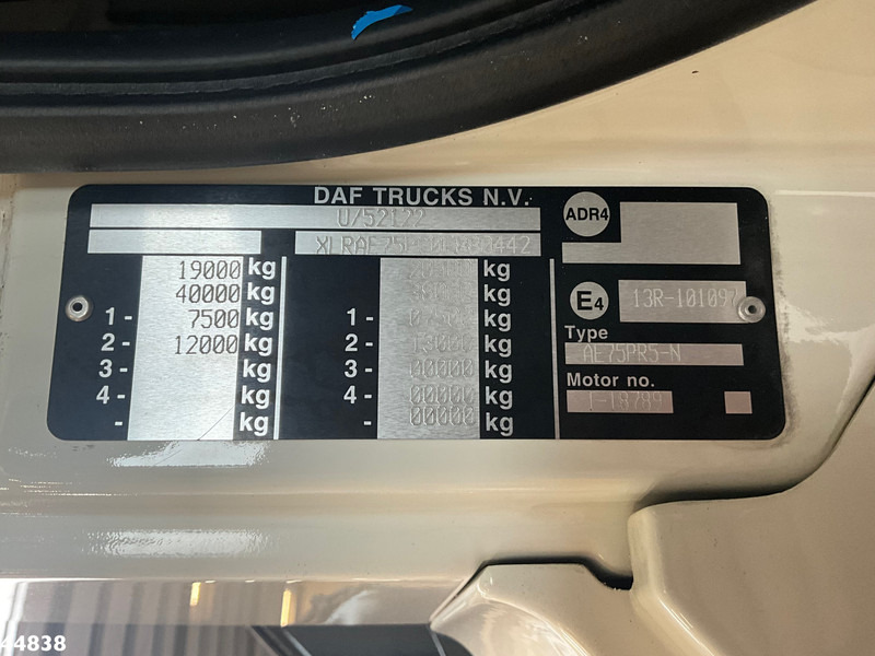 Camión multibasculante, Camión grúa DAF FA 75 CF 250 MKG 14 Tonmeter laadkraan: foto 18