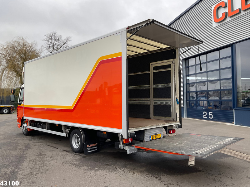 DAF FA LF 210 Euro 6 with DHollandia taillift - Camión caja cerrada: foto 2 DAF FA LF 210 Euro 6 with DHollandia taillift - Camión caja cerrada: foto 2