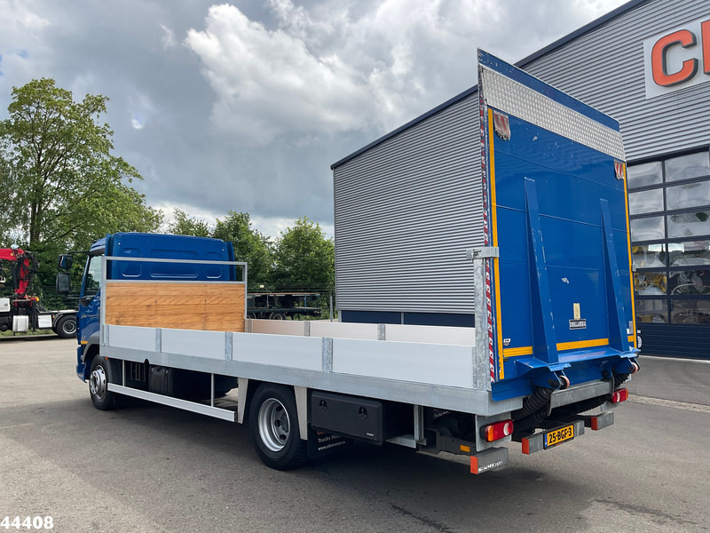 DAF FA LF 250 Euro 6 met laadklep - Camión portavehículos: foto 2 DAF FA LF 250 Euro 6 met laadklep - Camión portavehículos: foto 2