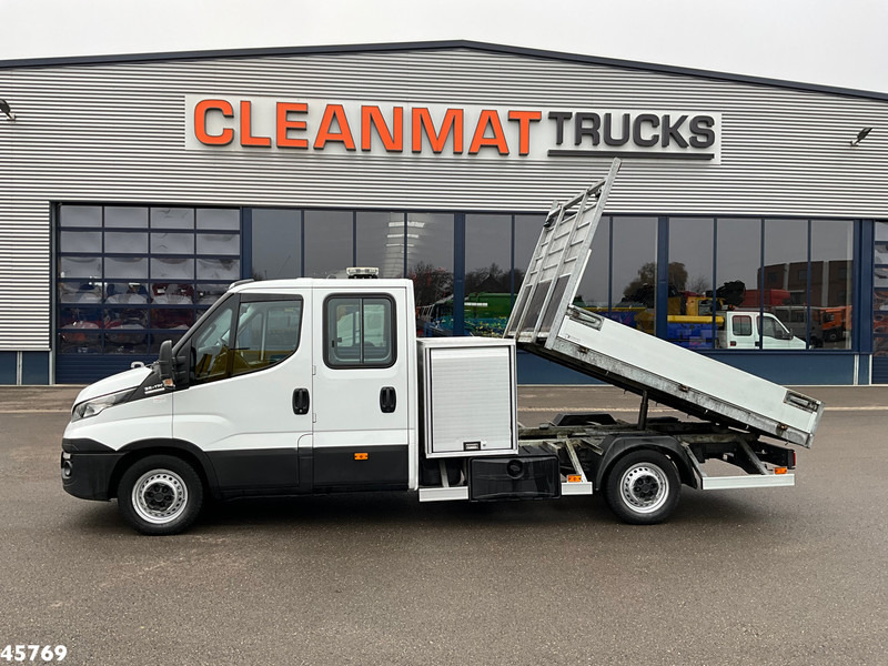 Iveco Daily 35S17D Kipper 7 persoons Just 95.281 km! - Furgoneta basculante: foto 1 Iveco Daily 35S17D Kipper 7 persoons Just 95.281 km! - Furgoneta basculante: foto 1